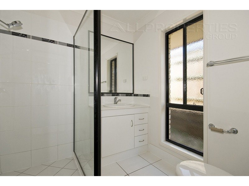 22 Samantha Street, Redbank Plains QLD 4301