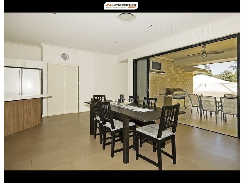 6 Randwick Pl, Trinity Green, Drewvale QLD 4116