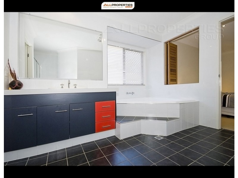 6 Randwick Pl, Trinity Green, Drewvale QLD 4116