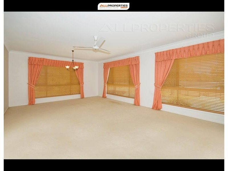 8 Bandicoot Cres, Doolandella QLD 4077