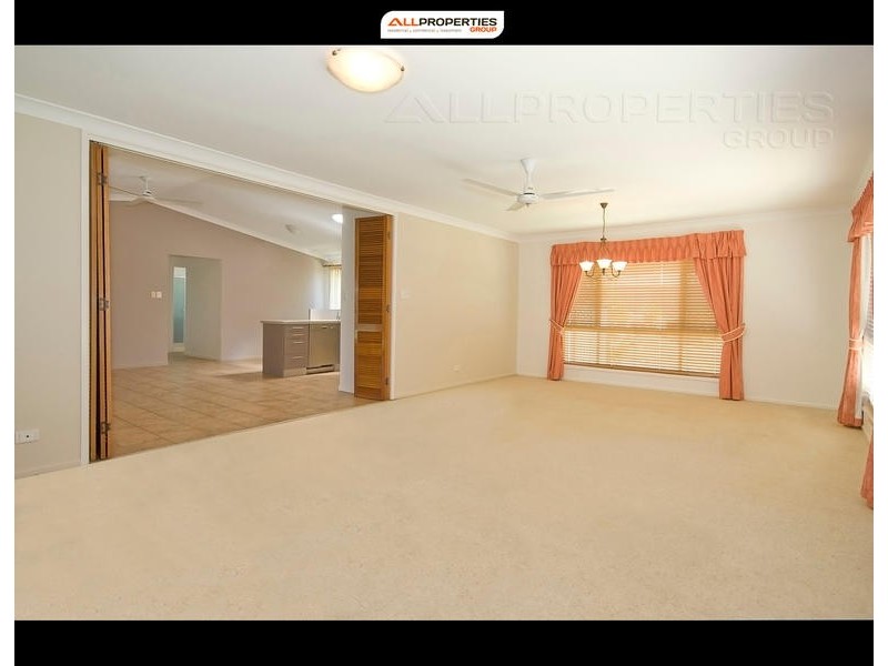 8 Bandicoot Cres, Doolandella QLD 4077