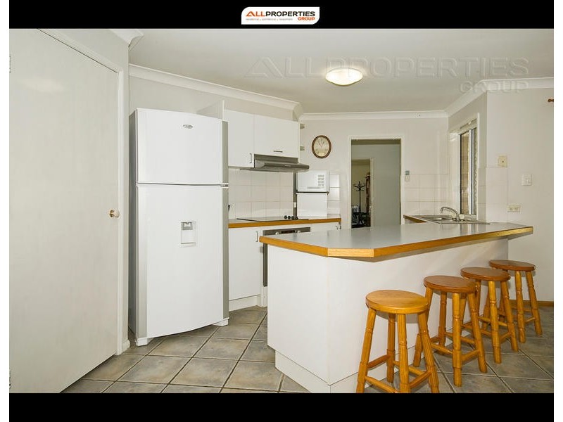 16 Collingrove Place, Forest Lake QLD 4078