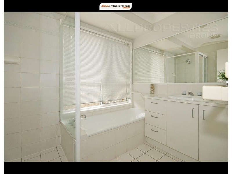 16 Collingrove Place, Forest Lake QLD 4078