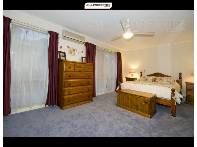 27 Woollahra Place, Forest Lake QLD 4078