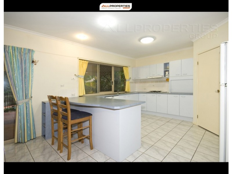 27 Woollahra Place, Forest Lake QLD 4078