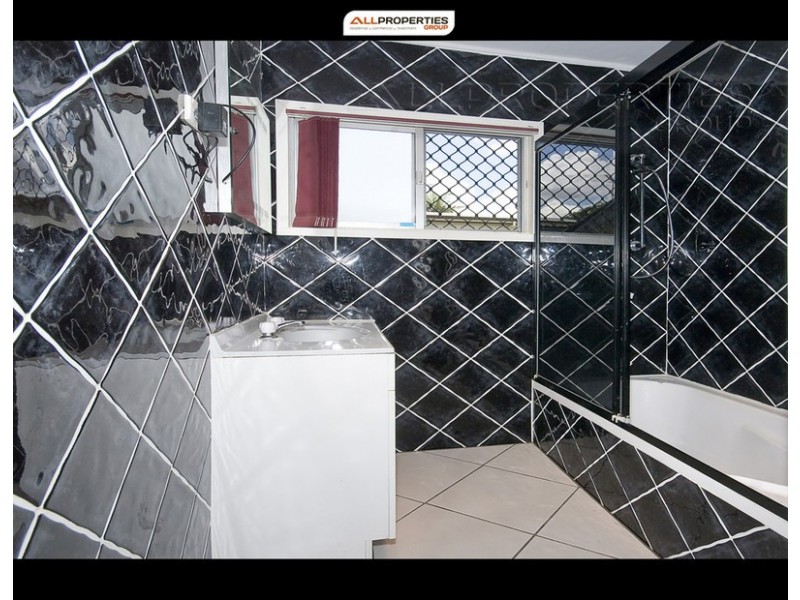 494 Kingston Road, Kingston QLD 4114