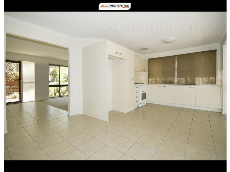 14 Bonhill Court, Hillcrest QLD 4118