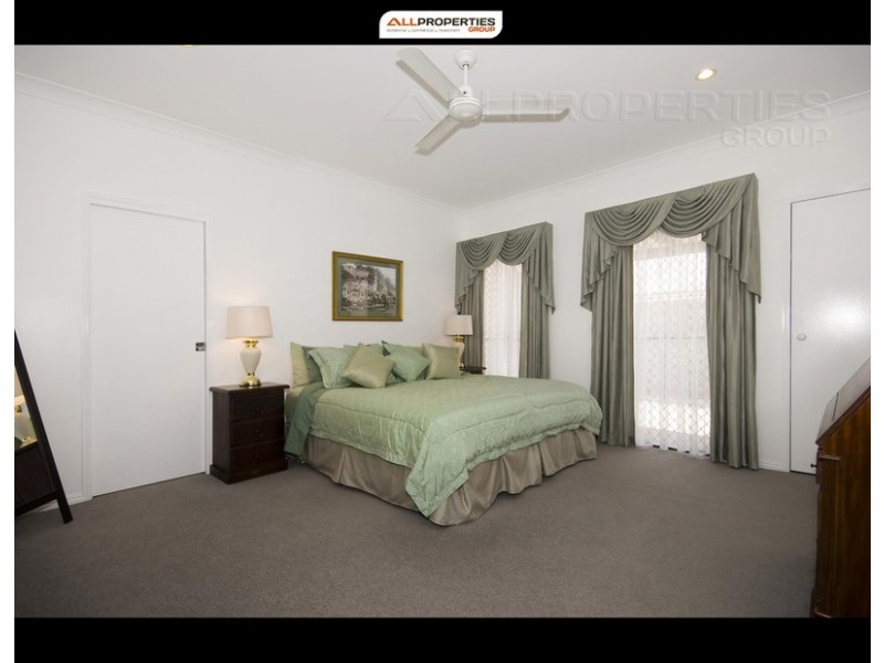 12 Habitat Pl, Waterstone Estate, Drewvale QLD 4116