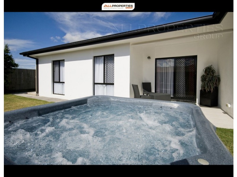 12 Habitat Pl, Waterstone Estate, Drewvale QLD 4116