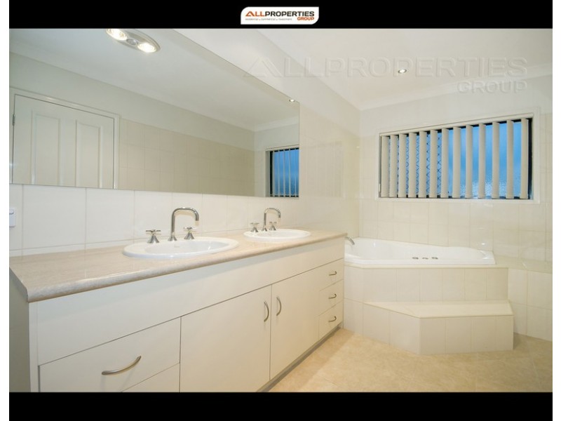 52 Waterbrooke Crct, Drewvale QLD 4116