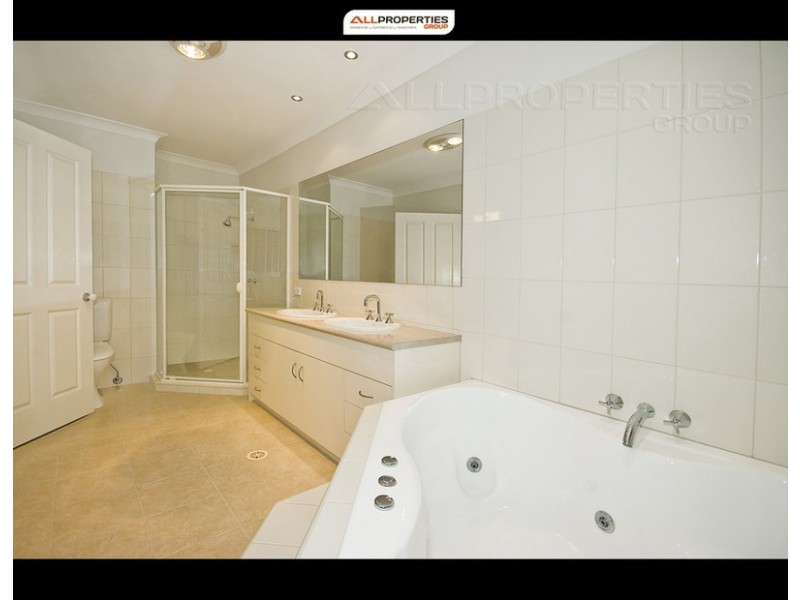 52 Waterbrooke Crct, Drewvale QLD 4116