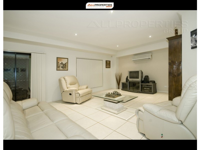 52 Waterbrooke Crct, Drewvale QLD 4116