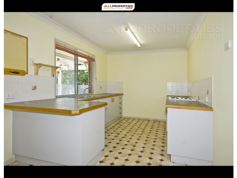 2 Henry Samuel Drive, Redbank Plains QLD 4301