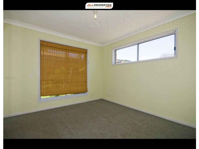 2 Henry Samuel Drive, Redbank Plains QLD 4301