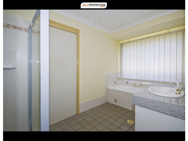 2 Henry Samuel Drive, Redbank Plains QLD 4301