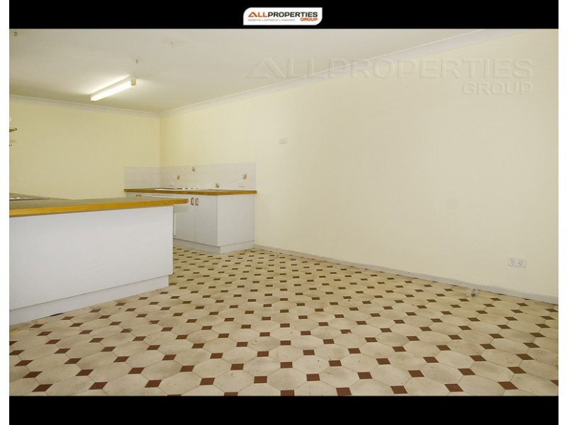 2 Henry Samuel Drive, Redbank Plains QLD 4301