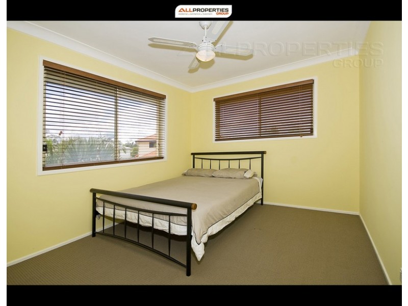 7  Cocoparra Crescent, Parkinson QLD 4115