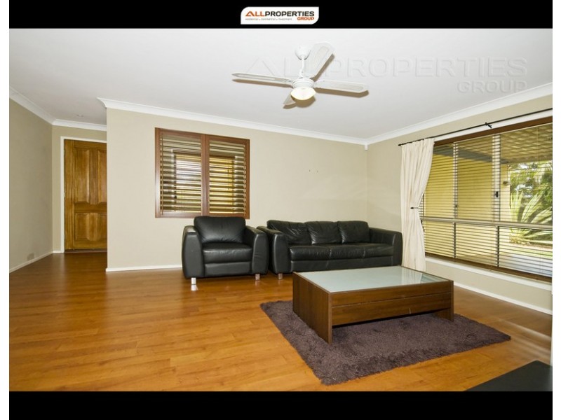7  Cocoparra Crescent, Parkinson QLD 4115