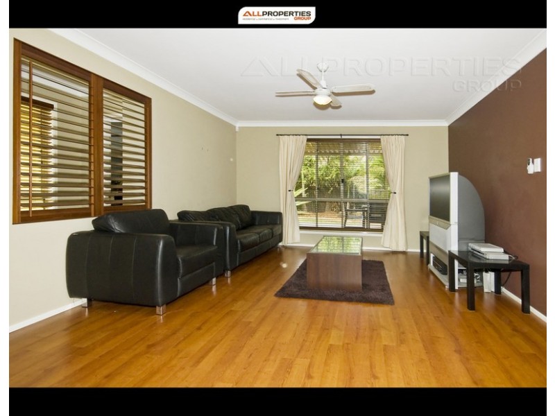 7  Cocoparra Crescent, Parkinson QLD 4115