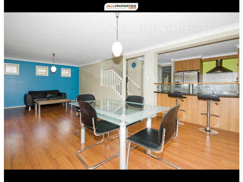 7  Cocoparra Crescent, Parkinson QLD 4115