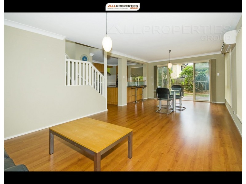 7  Cocoparra Crescent, Parkinson QLD 4115