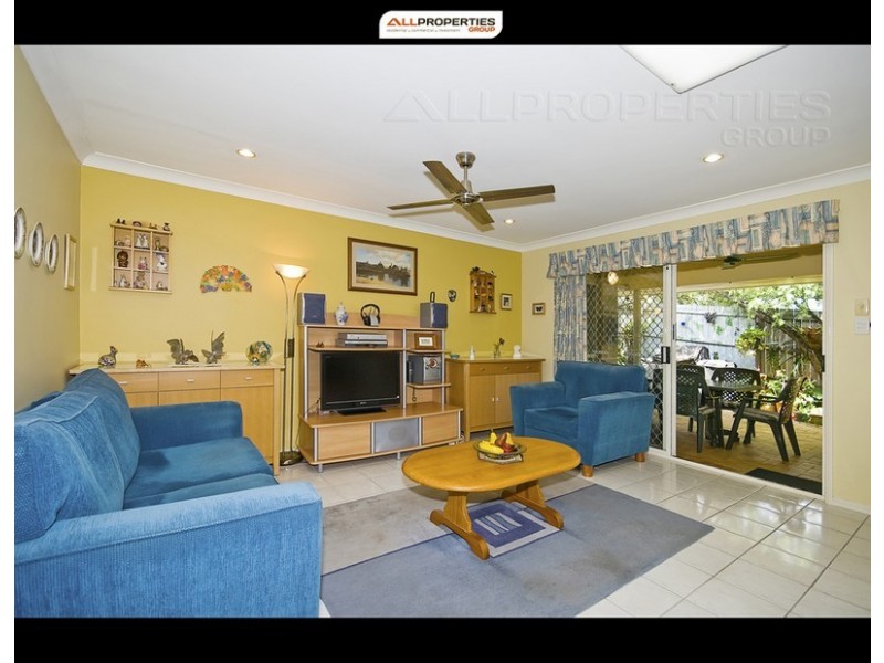 9 Matilda Way, Calamvale QLD 4116