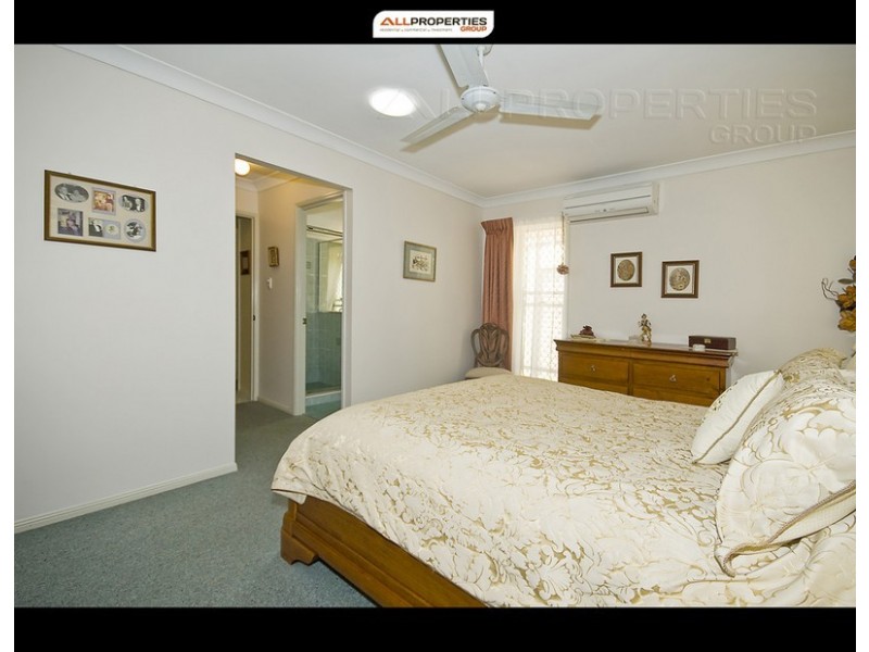 9 Matilda Way, Calamvale QLD 4116