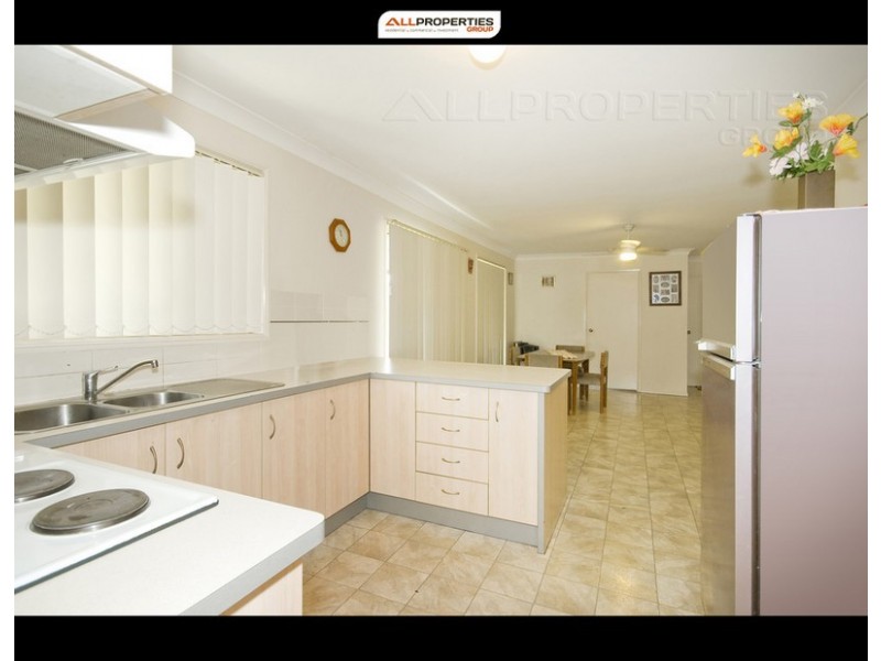 35 Broadleaf Parade, Redbank QLD 4301