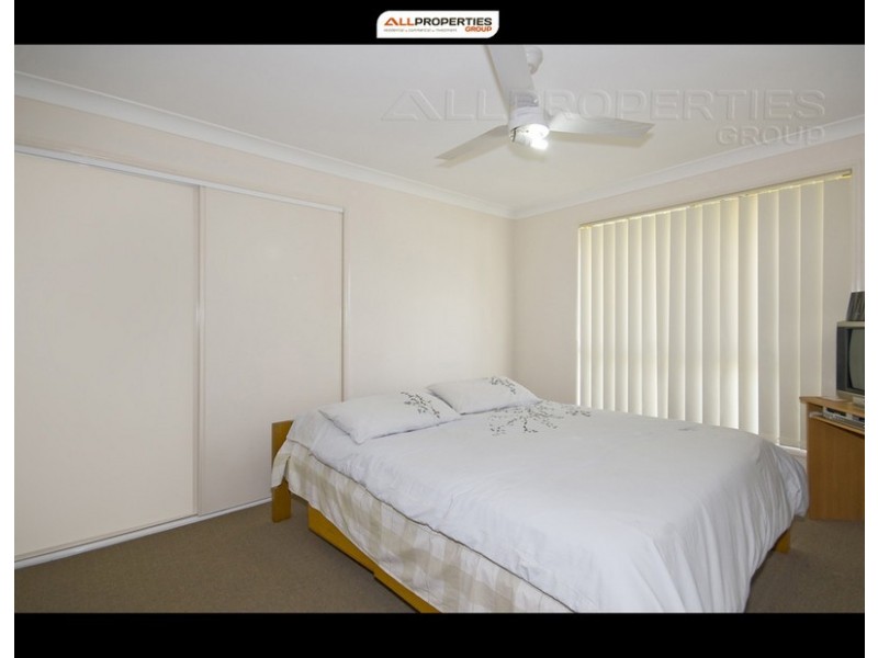 35 Broadleaf Parade, Redbank QLD 4301