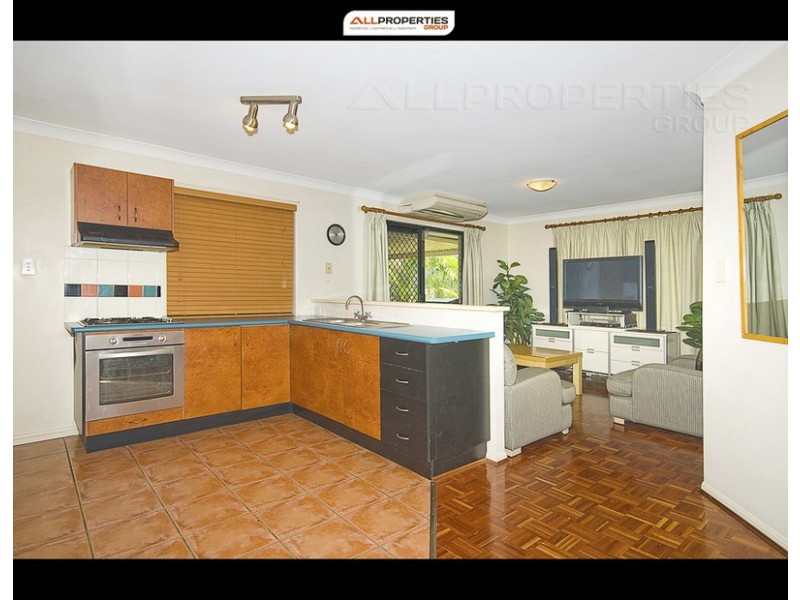 6 Richards Place, Durack QLD 4077