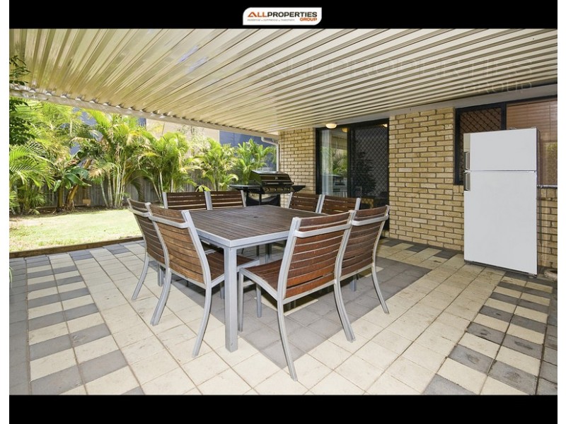 6 Richards Place, Durack QLD 4077