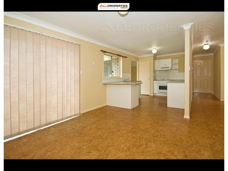 8 DEBANIE COURT, Marsden QLD 4132