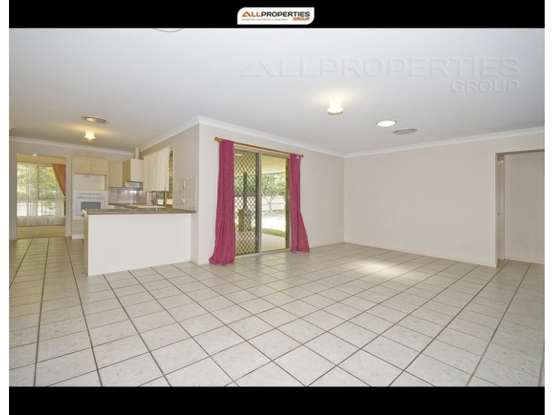 36 Jindabyne Circuit, Forest Lake QLD 4078