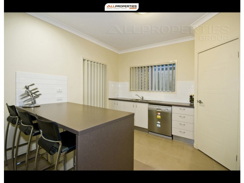 11 Crawford Pl – Mayfield Estate, Calamvale QLD 4116