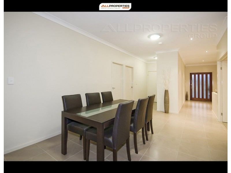 11 Crawford Pl – Mayfield Estate, Calamvale QLD 4116