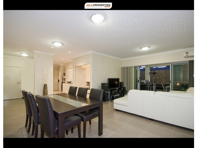 11 Crawford Pl – Mayfield Estate, Calamvale QLD 4116