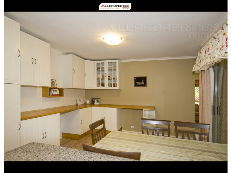 5 Kingswood Court, Sunnybank Hills QLD 4109