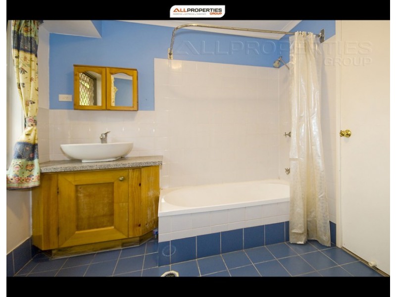 5 Kingswood Court, Sunnybank Hills QLD 4109