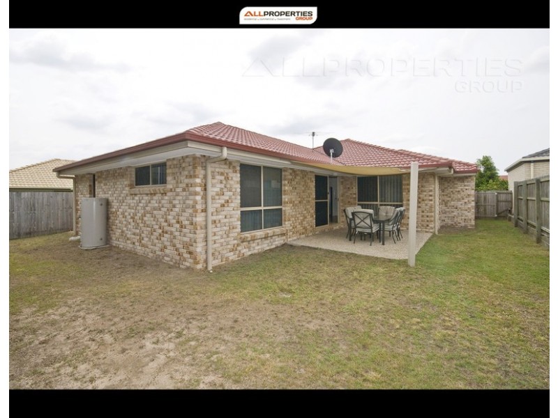 5 Hattah Place, Parkinson QLD 4115