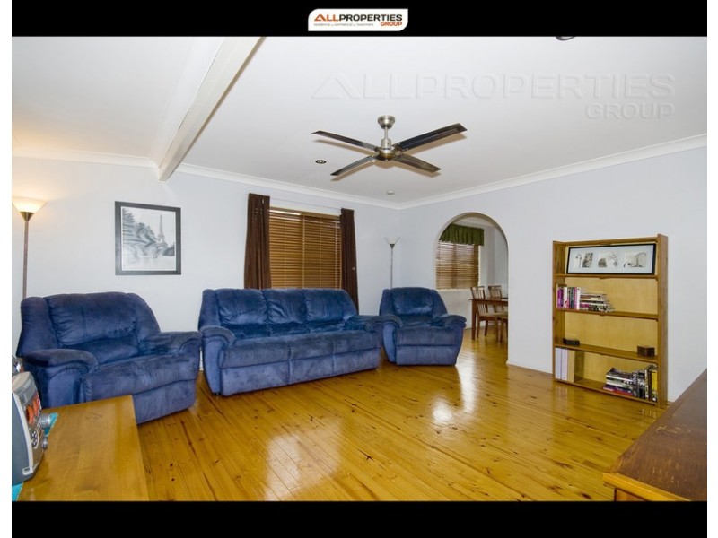 42 Flinders Cres, Boronia Heights QLD 4124