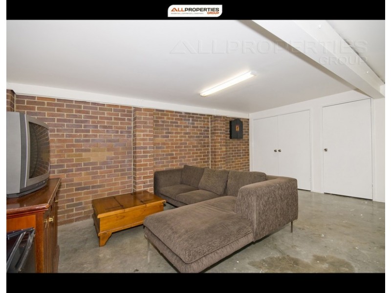 42 Flinders Cres, Boronia Heights QLD 4124