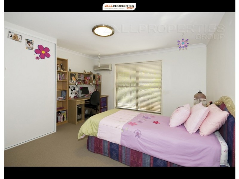 12 Sheriff Street, Forestdale QLD 4118