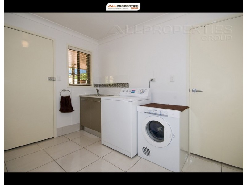 12 Sheriff Street, Forestdale QLD 4118