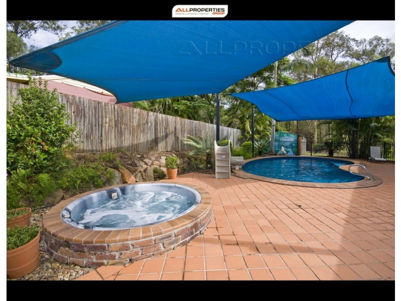 12 Sheriff Street, Forestdale QLD 4118