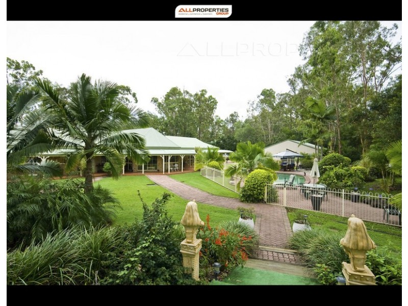 305 Forestdale Drive, Forestdale QLD 4118