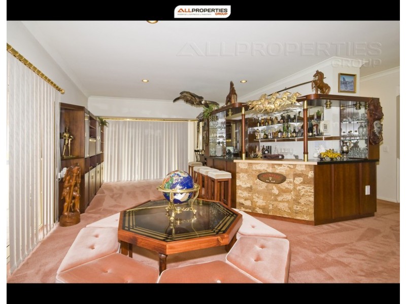 305 Forestdale Drive, Forestdale QLD 4118