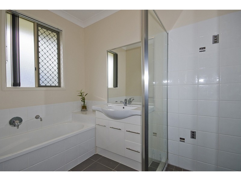92-94  Red Gum Rd, New Beith QLD 4124