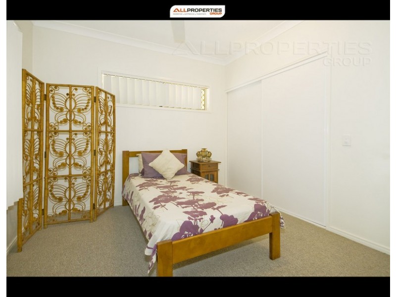 29 Cobourg Street, Forest Lake QLD 4078