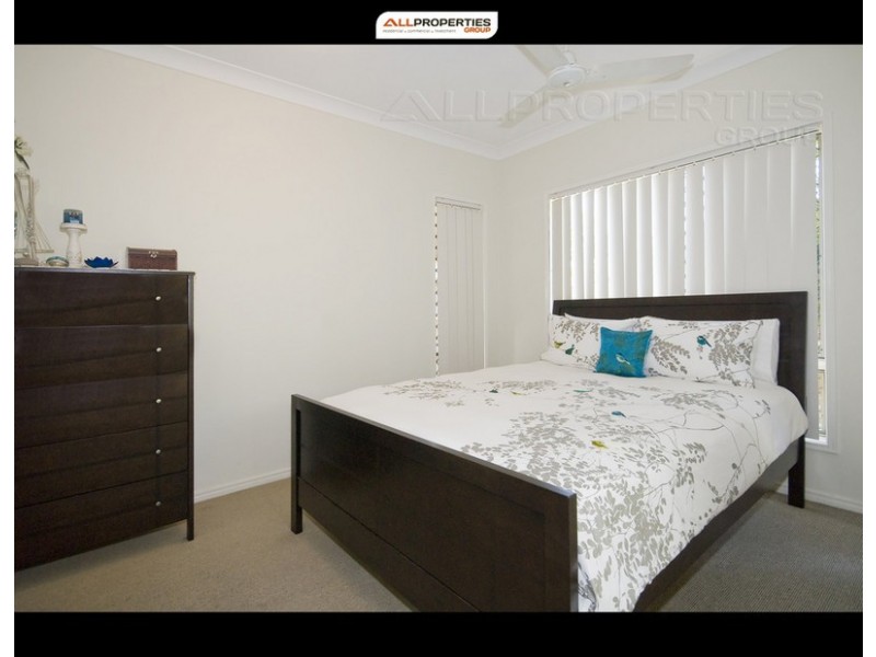 29 Cobourg Street, Forest Lake QLD 4078