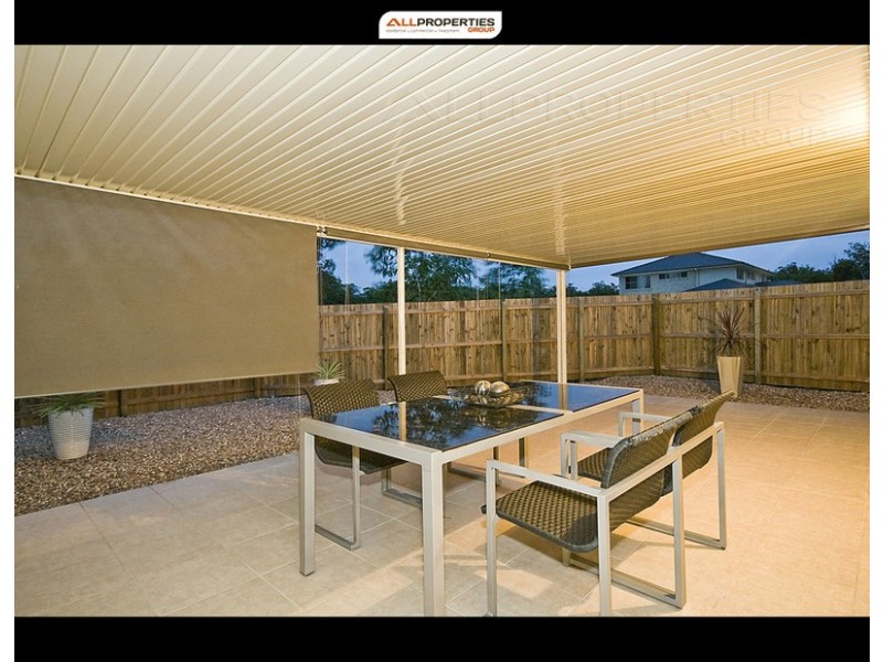 15 Bridgewater Cl, Trinity Green, Drewvale QLD 4116
